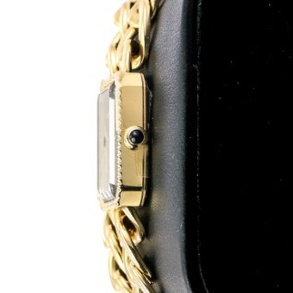 CHANEL 18k Gold w/ Diamonds Watch H3750 LUXURY - Picture 5 of 8